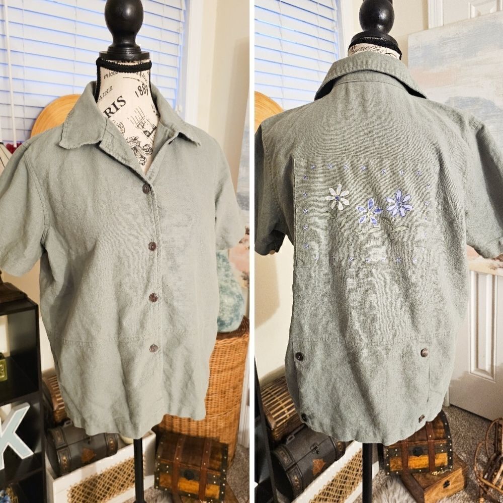 Vintage Erika Grey Linen Belnd Floral Detail Back Casual Short Sleeve Shirt